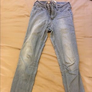 Hollister High waisted stretchy jeans